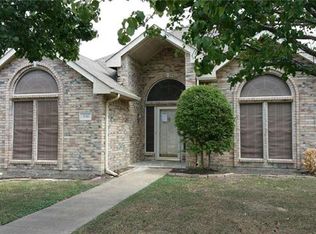 500 Bowie St, Forney, TX 75126