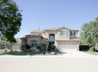 5825 E Erin Ave, Fresno, CA 93727
