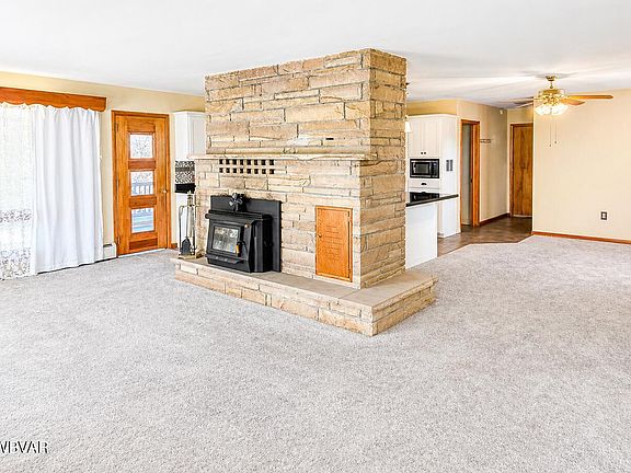 5th image of 209 Lehman Dr