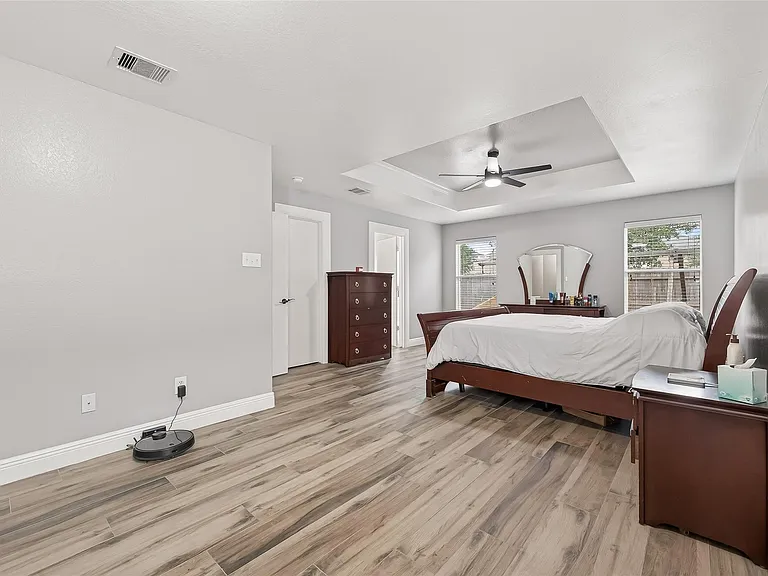 21438 Doral Rose Ln — Photo 35