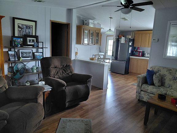 3rd image of 39652 Keiths Cir