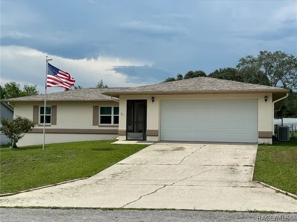 5627 W Justin Ct, Homosassa, FL 34448