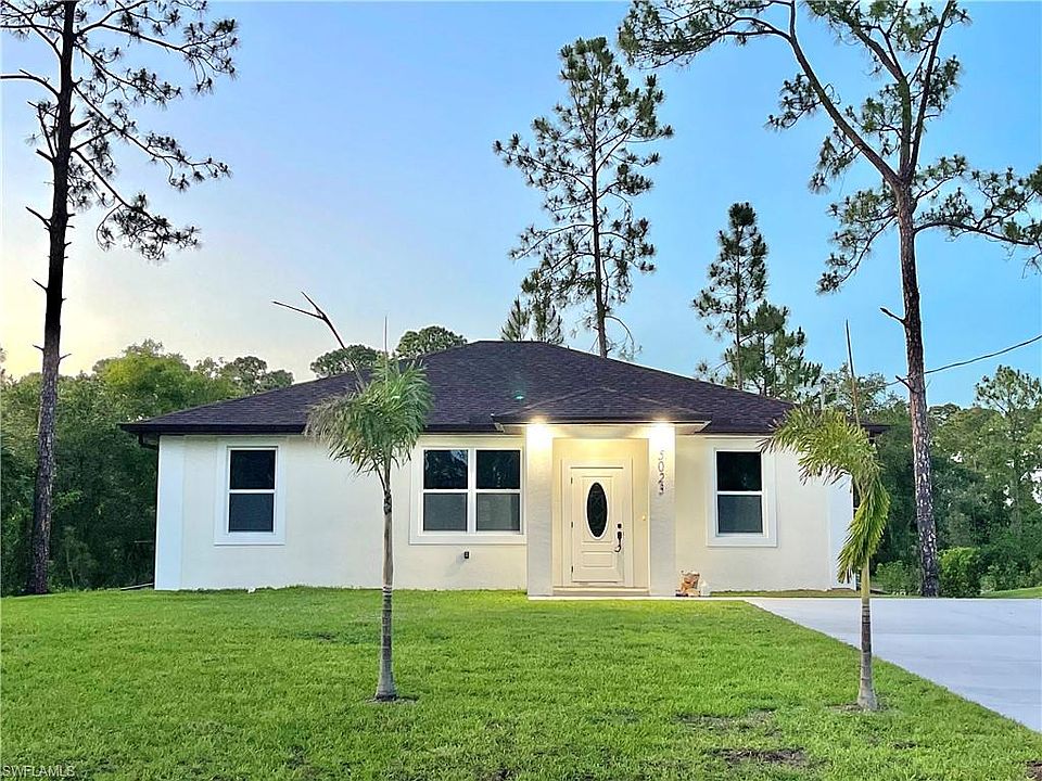 1st image of 5023 NE Tradewinds CIR