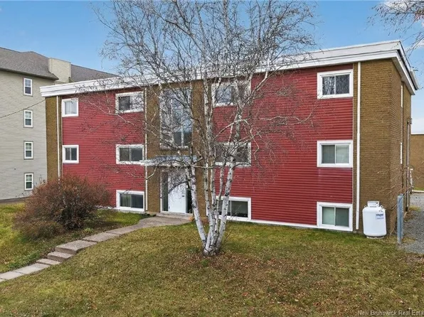 235 Reade St #4, Moncton, NB E1C 6S9