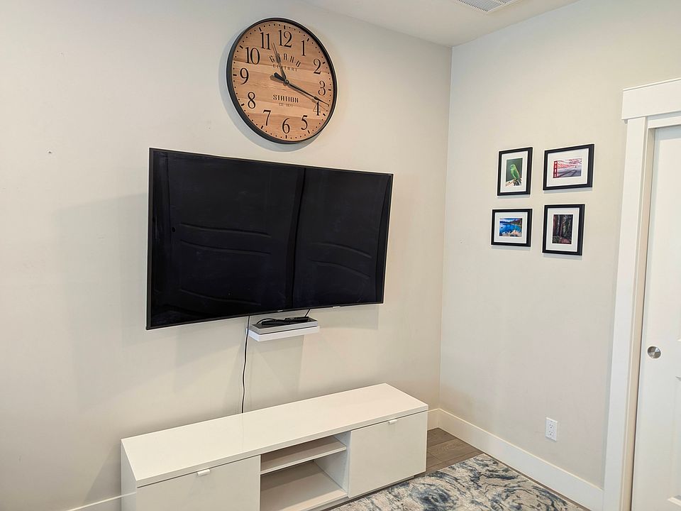 1st image of 1142 Sherwood Ave #2