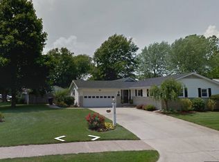 3112 Fairlawn Dr, Columbus, IN 47203