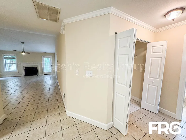 149 Emily Dr #B — Photo 22