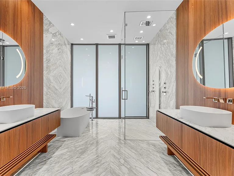 5 Grove Isle #S330 — Photo 12