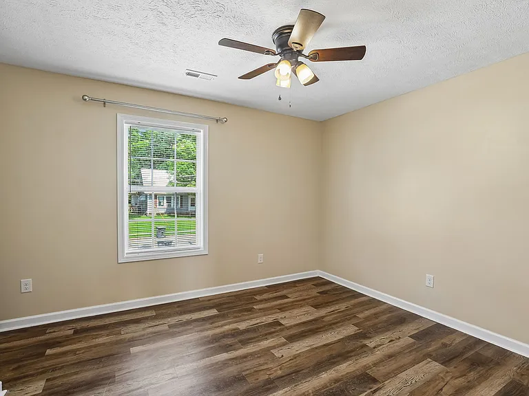 406 Hedgemont Ave #1 — Photo 7