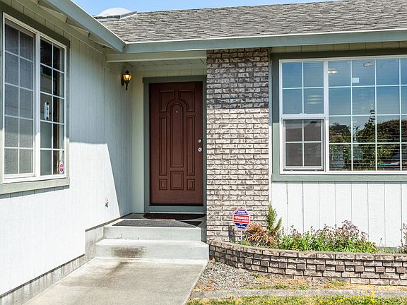 4th image of 2089 Silkwood St