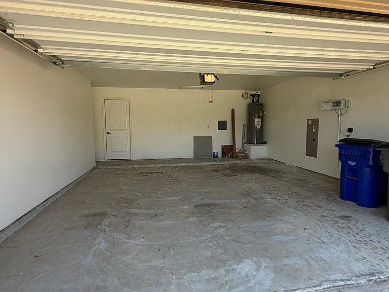 11808 Kurth Dr — Photo 22