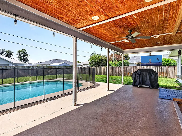 756 SW Ancona Rd — Photo 39