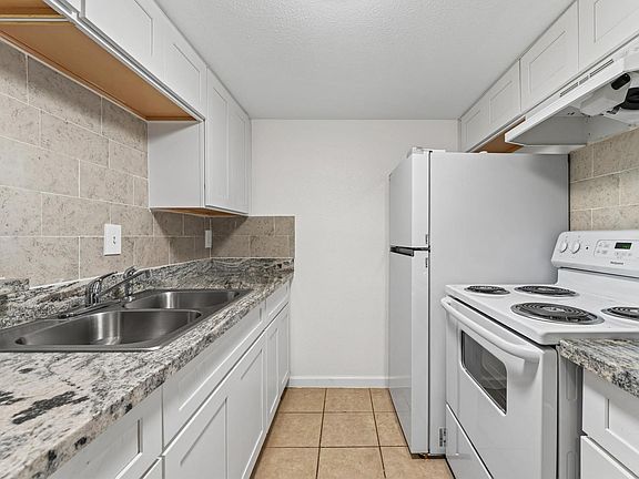 4th image of 6161 Reims Rd APT 107