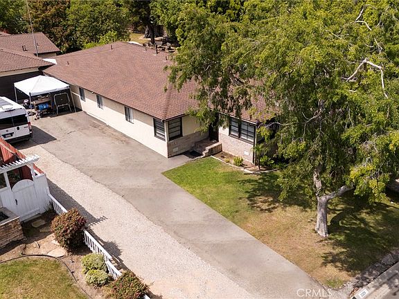 5th image of 23211 Doris Way