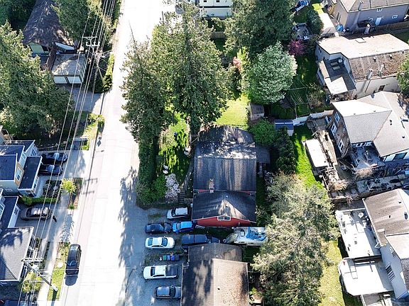 5th image of 11562 Millar Rd