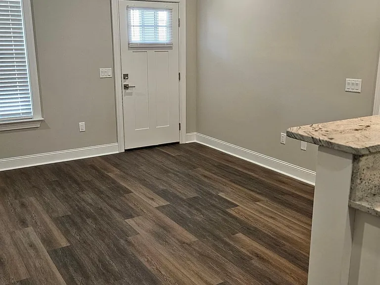 28 E Cherry St — Photo 10