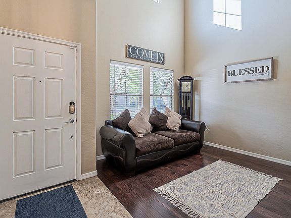 5th image of 2528 W Lucia Dr
