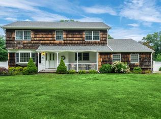 1 Cynthia Ct, East Setauket, NY 11733