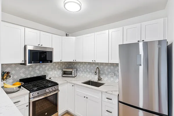 Sold by Bank Neary | media 23