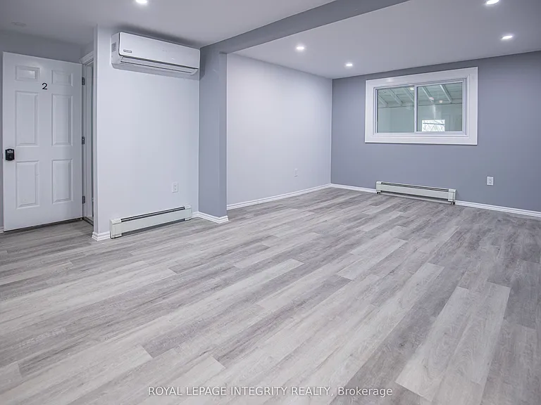345 Richelieu Ave — Photo 17