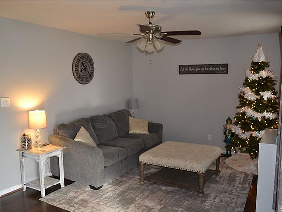 2nd image of 20116 Shire Oak Dr