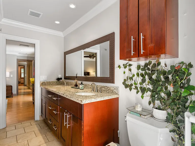 4050 NW 7th Ln — Photo 23