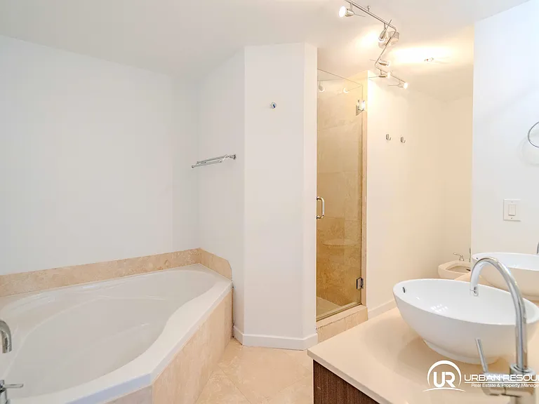 300 Majorca Ave #Penthouse 403 — Photo 26