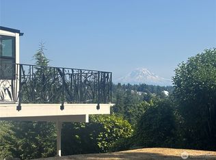 21027 7th Pl S, Des Moines, WA 98198