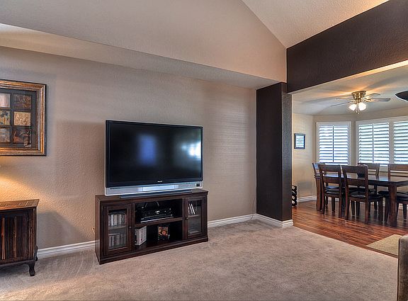 4th image of 15418 Oakgrove Ct