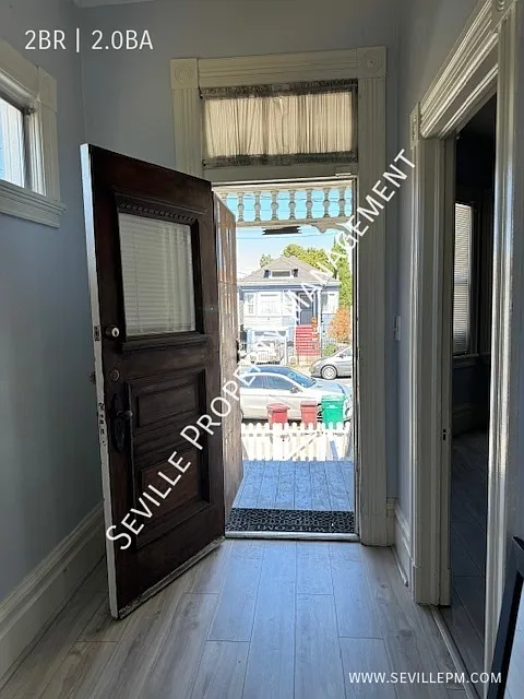 2 bed, 1100 sqft, $2,695 — Photo 2