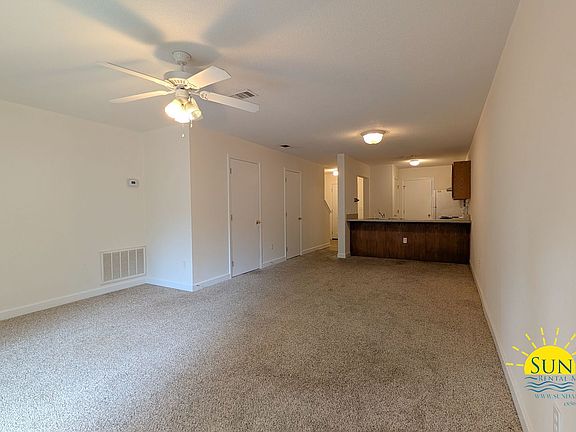 3rd image of 102 Duloft St