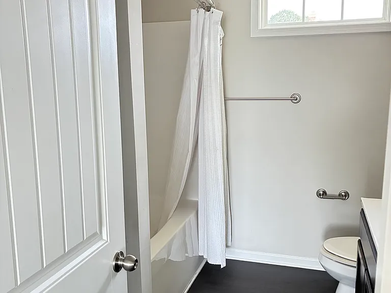 4000 Saxby Ln NW — Photo 22