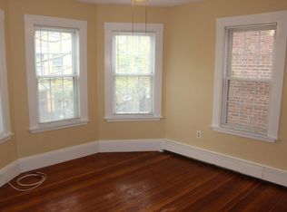 40 Harbor St APT 2, Salem, MA 01970