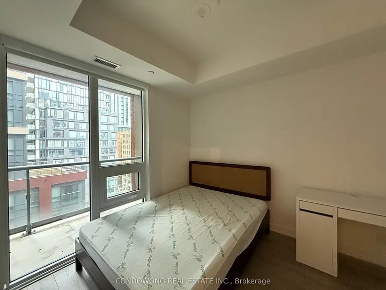 108 Peter St #912 — Photo 4