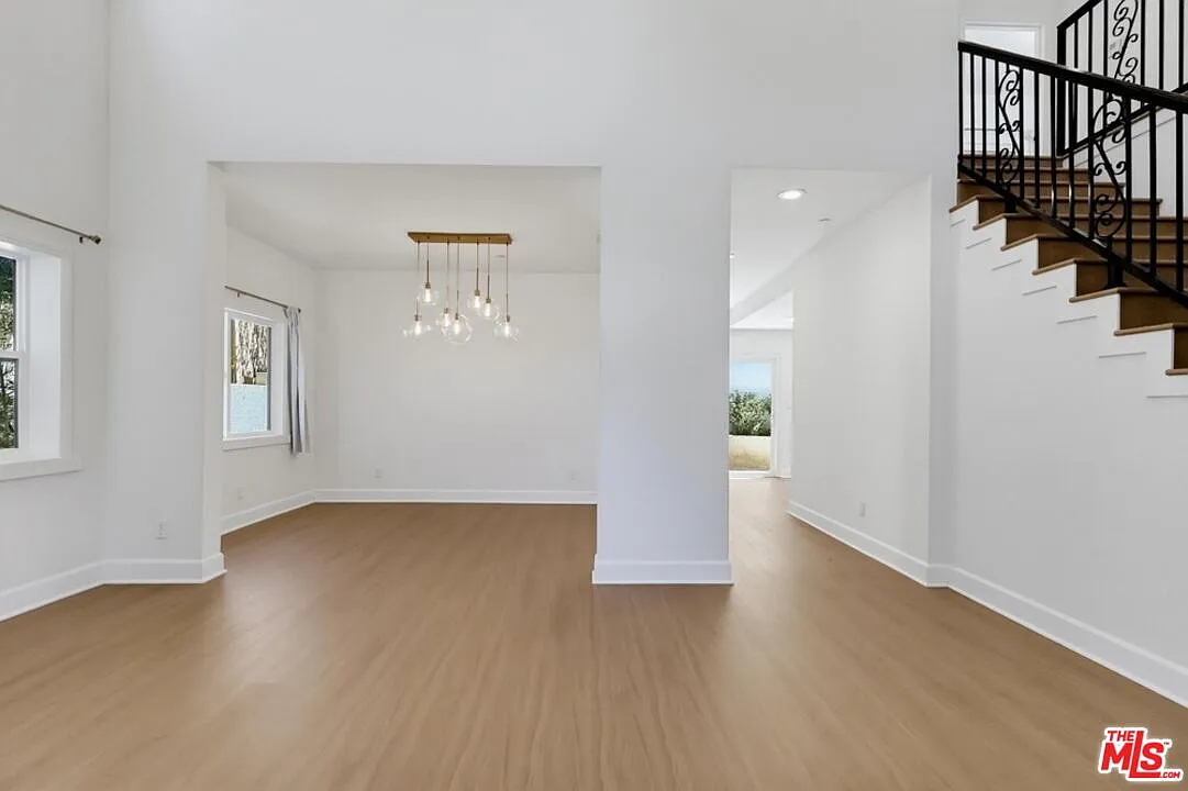 4 bed, 3.0 bath, 2226 sqft, $6,500 — Photo 4