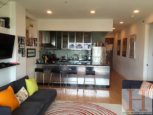 Rented by Hinds Property Group | media 16