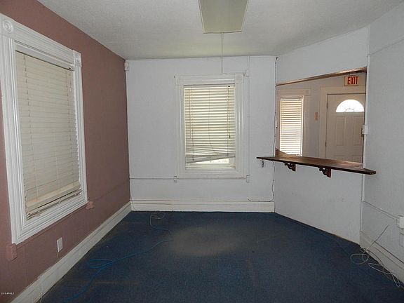 4th image of 538 W Highland Ave