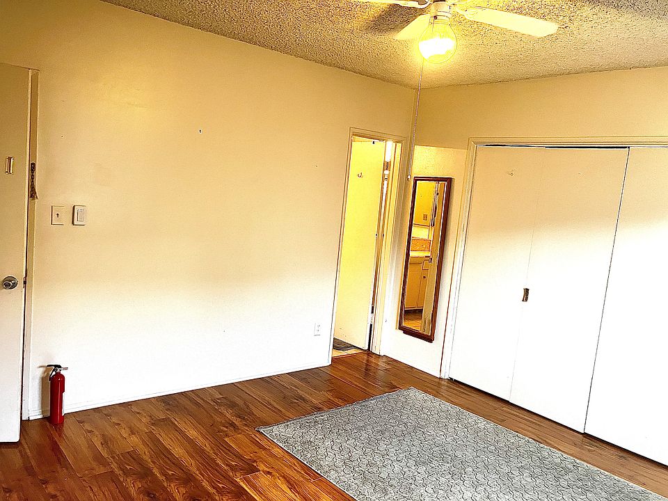 SECOND Story 
14' x 14' Unfurnished room w/en suite FULL bathroom. hardwood floors throughout.