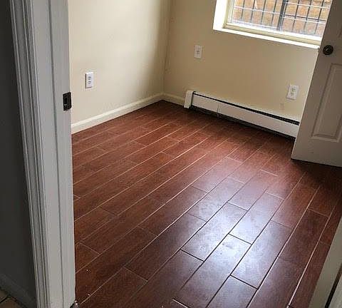 3rd image of 2298 Nameoke Ave #1