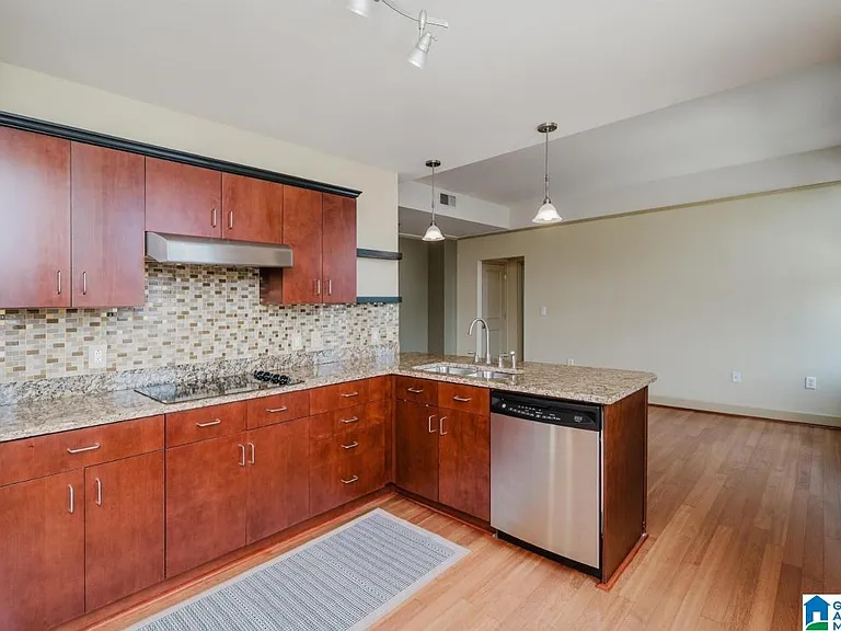 2024 2nd Ave N #1101 — Photo 11