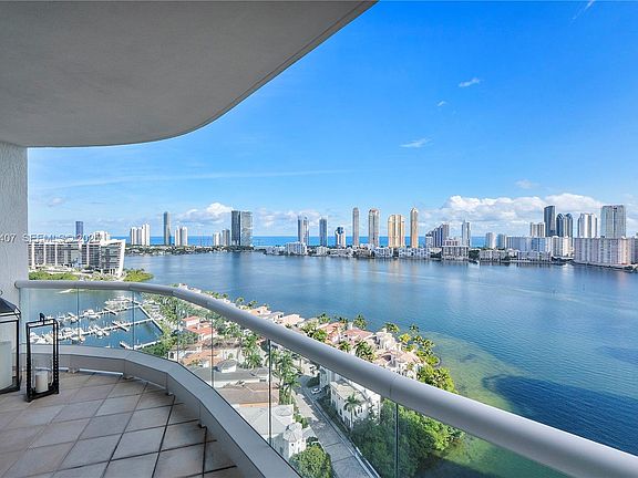 2nd image of 6000 Island Blvd APT 2406