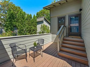 3835 SW Canby St, Portland, OR 97219