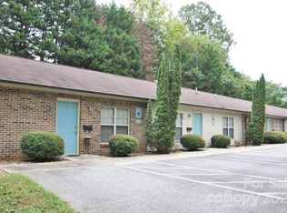 1103 3rd Ave SW, Hickory, NC 28602