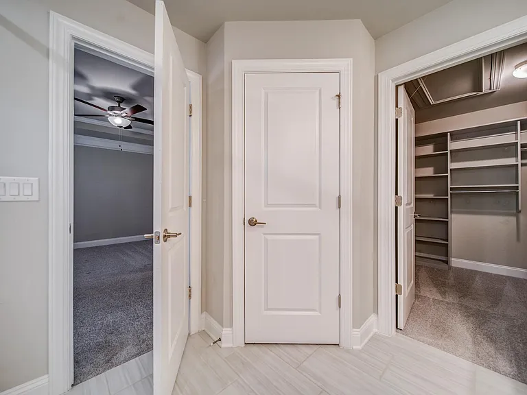 1363 Harris Way NE — Photo 49