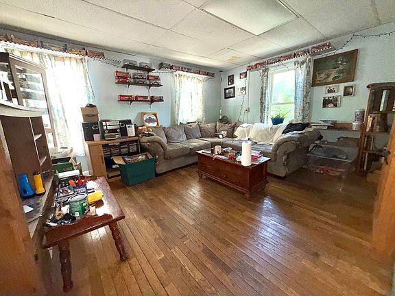 2nd image of 15 Dummer Street Court