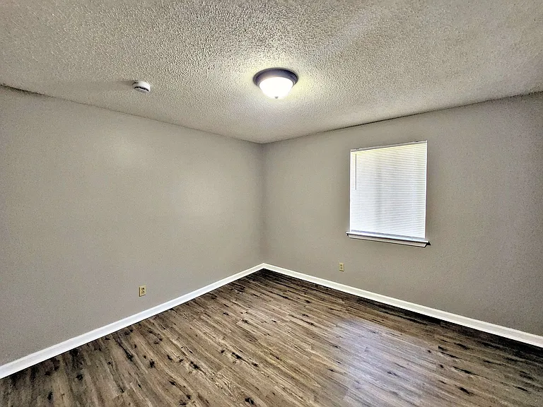 4205 Patton Rd SW — Photo 15