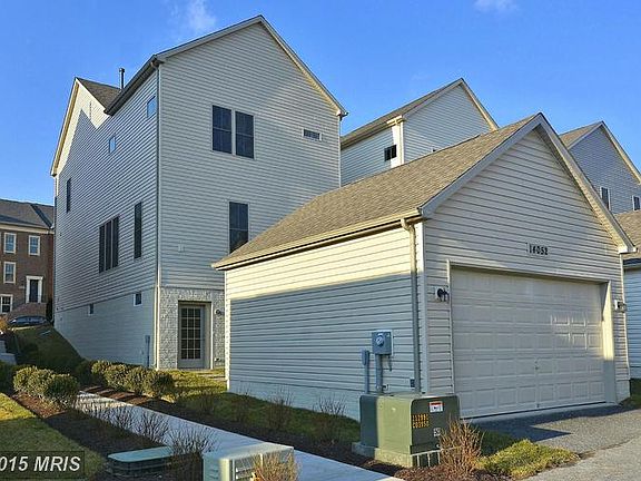 3rd image of 14052 Marketcenter Dr