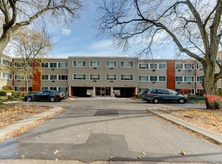 1139 Leavitt Ave APT 207, Flossmoor, IL 60422