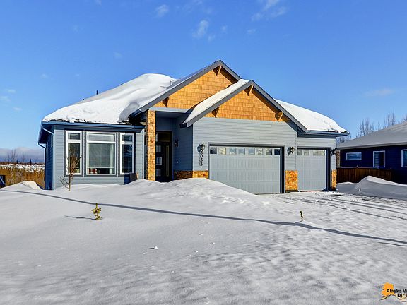 3rd image of 6055 Heather Wood Cir