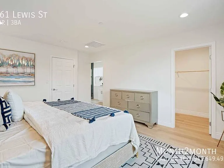 761 Lewis St — Photo 12